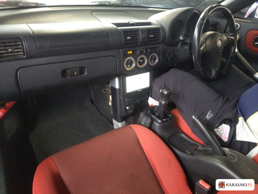 Toyota MR-S 2005 z aukcji japońskiej