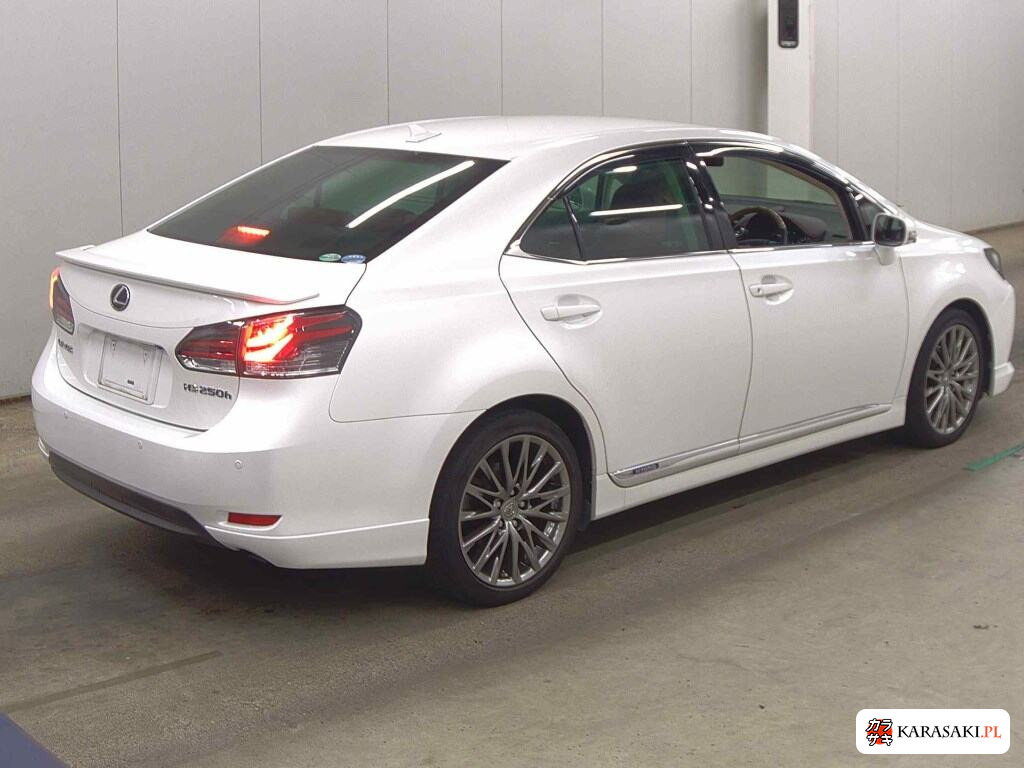Lexus HS 2016 z aukcji japońskiej