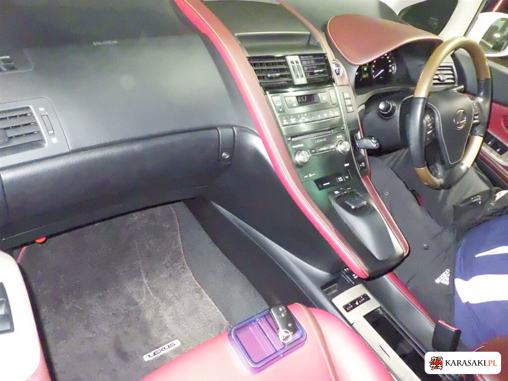 Lexus HS 2016 z aukcji japońskiej