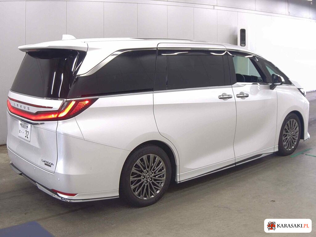 2025 Lexus LM 4WD LM500H Executive 4