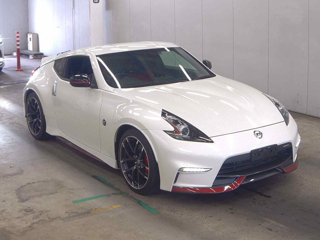 Nissan Fairlady Z 2015 z aukcji japońskiej