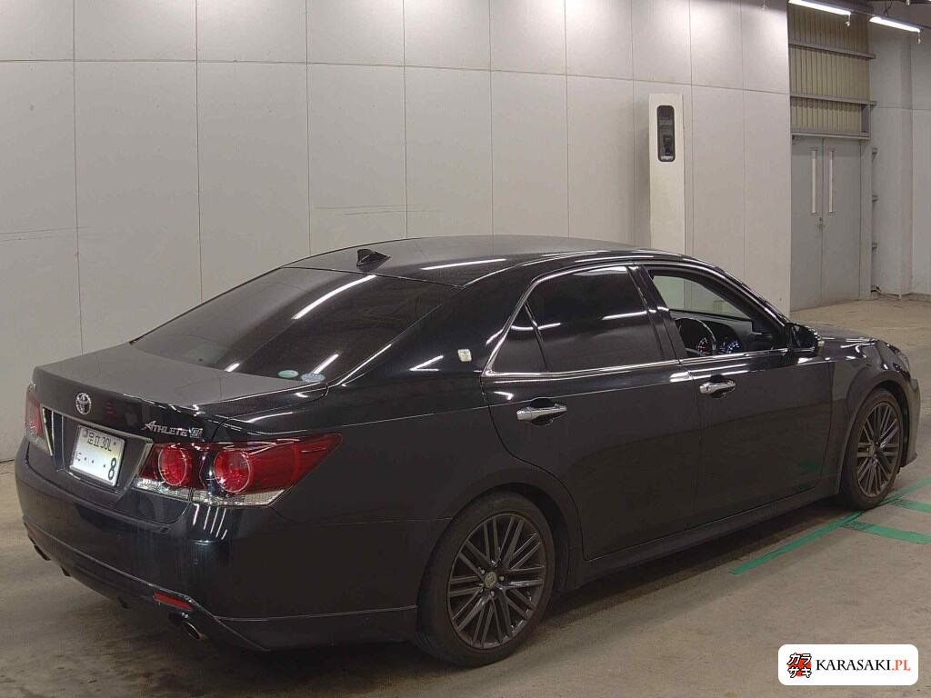 2016 Toyota Crown 4D Athlete S-T 4