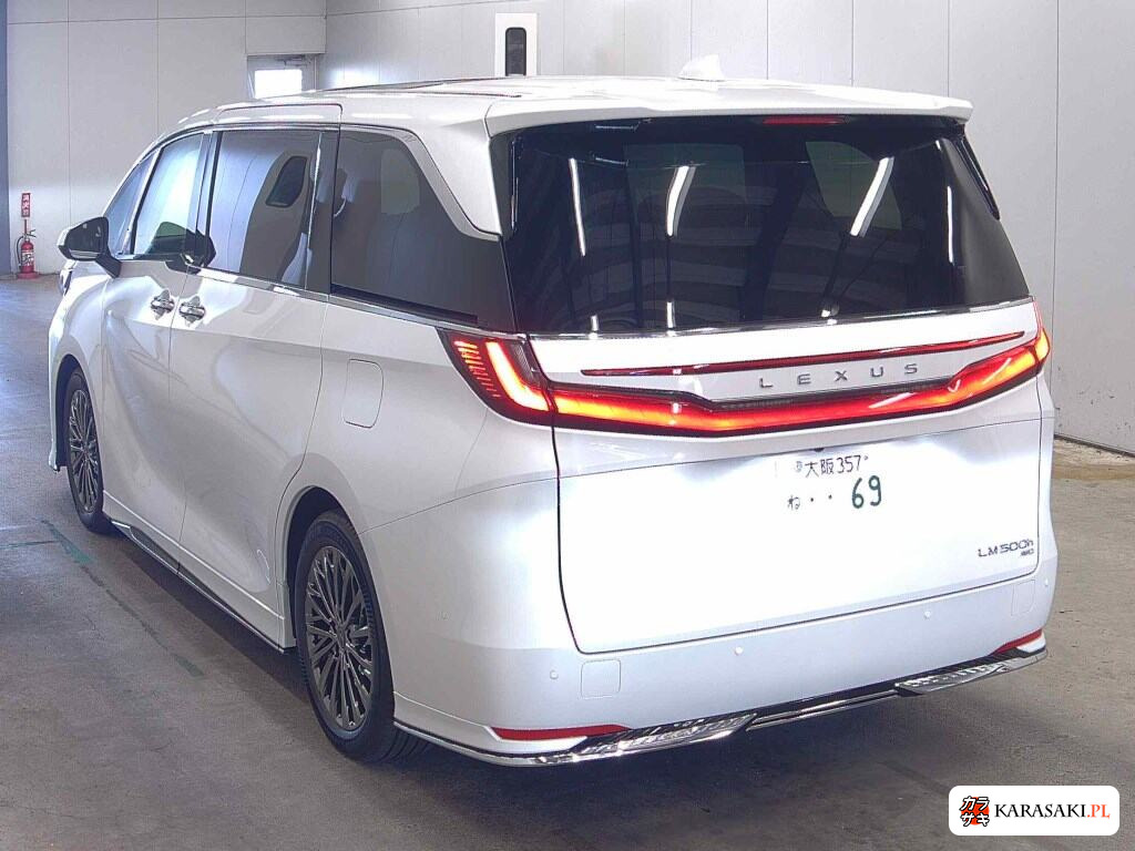 2026 Lexus LM 4WD LM500H Version L 2