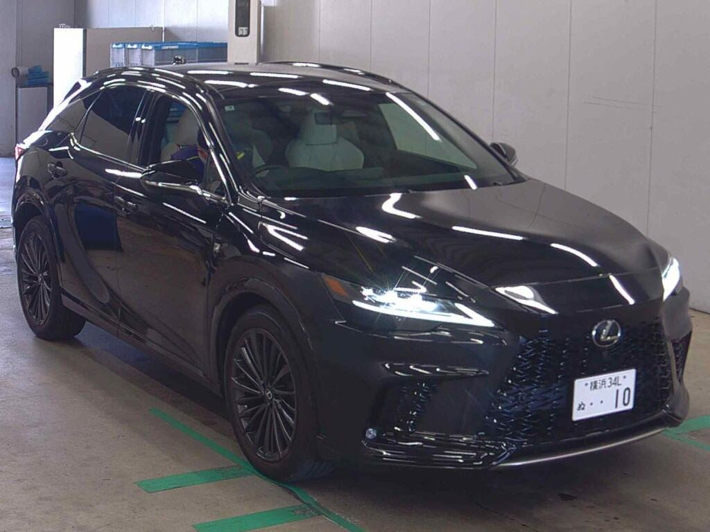 Lexus RX 2025 z aukcji japońskiej