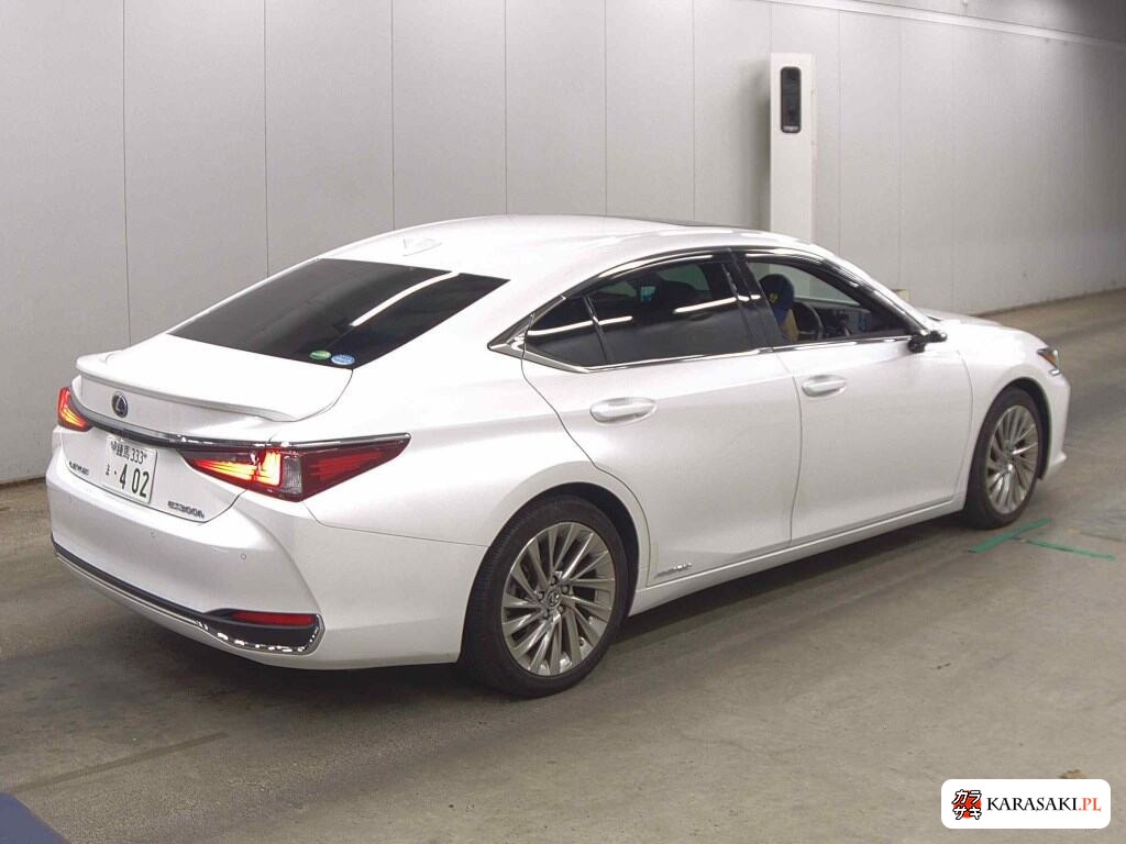 2019 Lexus Es ES300H Version L 4