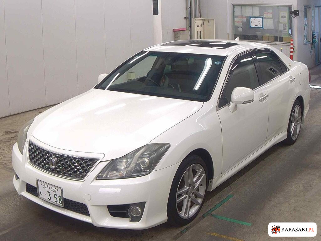 2010 Toyota Crown 4D Athlete 3