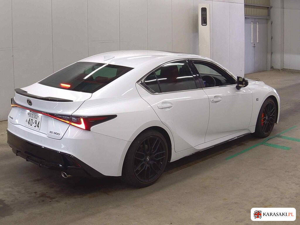 Lexus Is 2021 z aukcji japońskiej