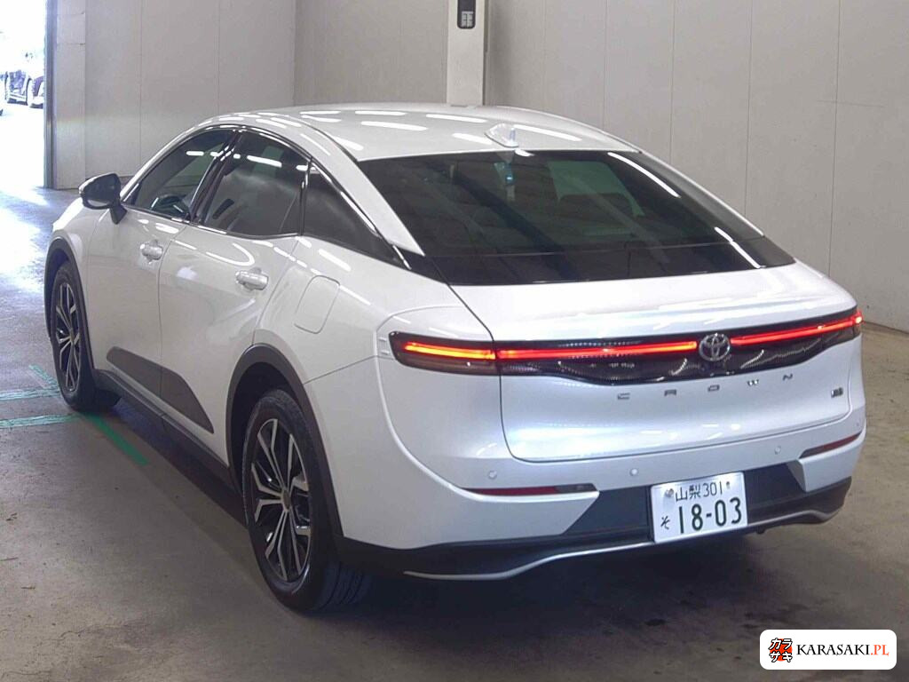 2022 Toyota Crown Crossover 4WD G Advanced 2