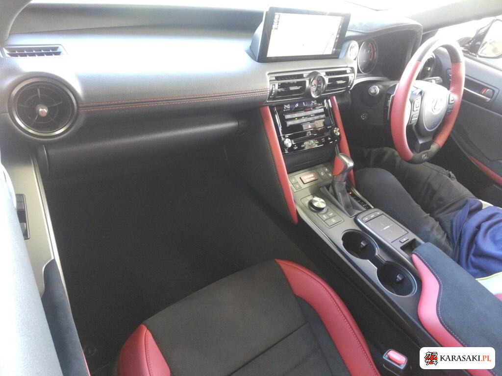 Lexus Is 2025 z aukcji japońskiej