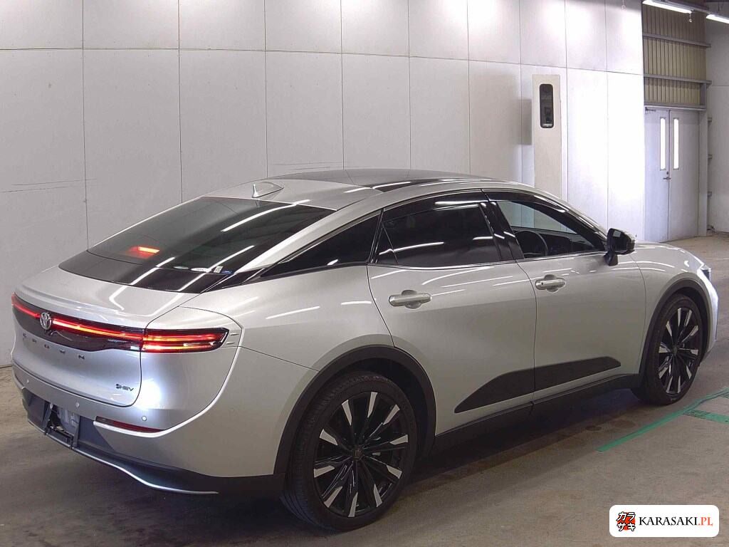 Toyota Crown Crossover 2024 z aukcji japońskiej