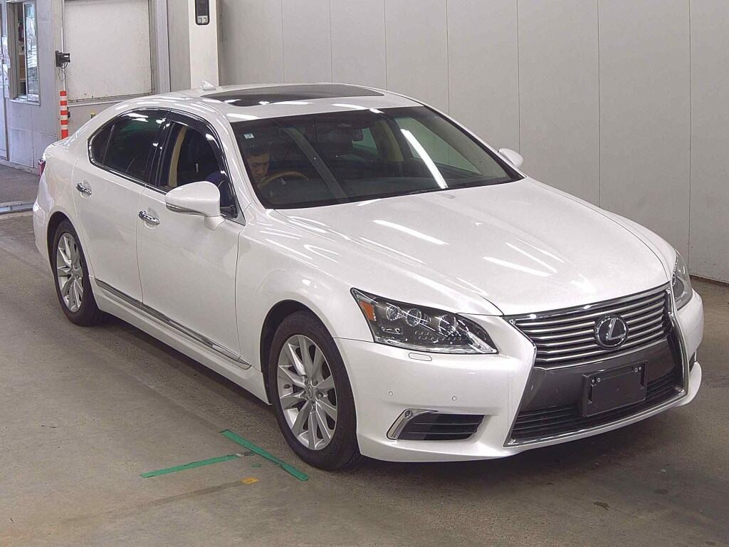 Lexus LS 2015 z aukcji japońskiej