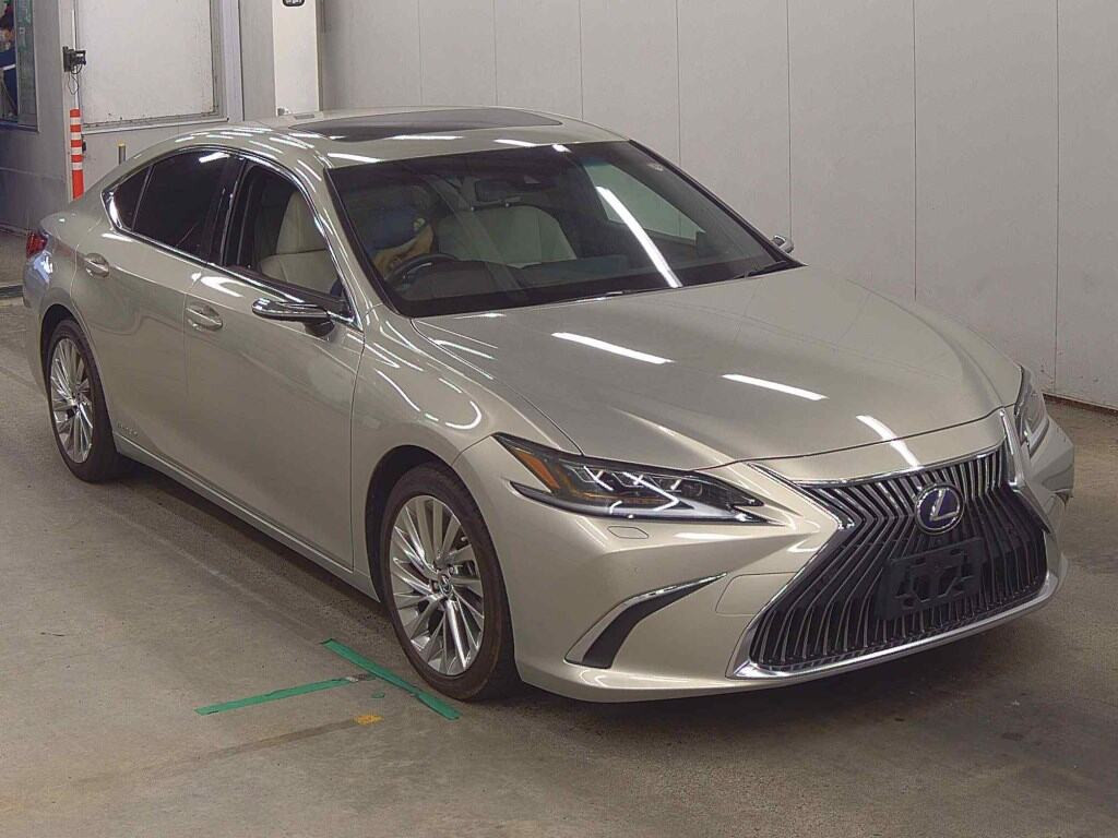 Lexus Es 2019 z aukcji japońskiej
