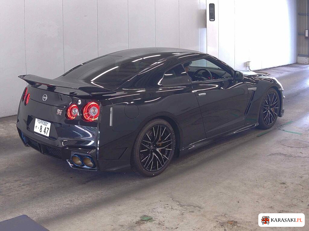 Nissan GT-R 2024 z aukcji japońskiej