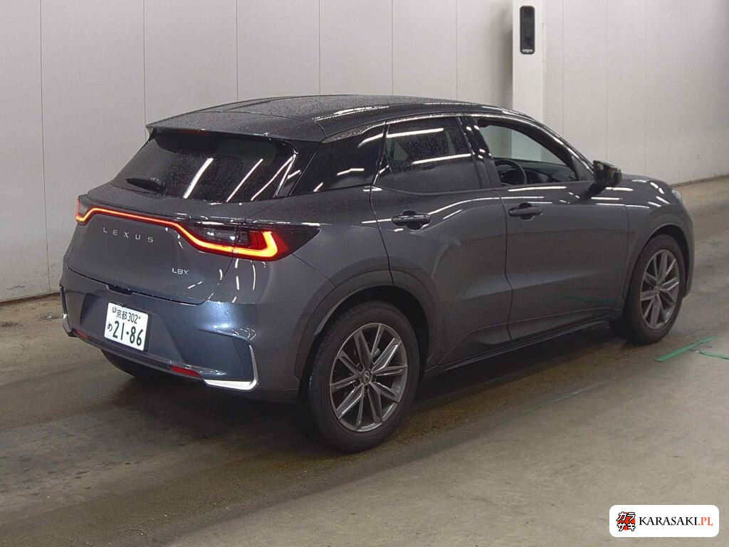 Lexus LBX 2025 z aukcji japońskiej