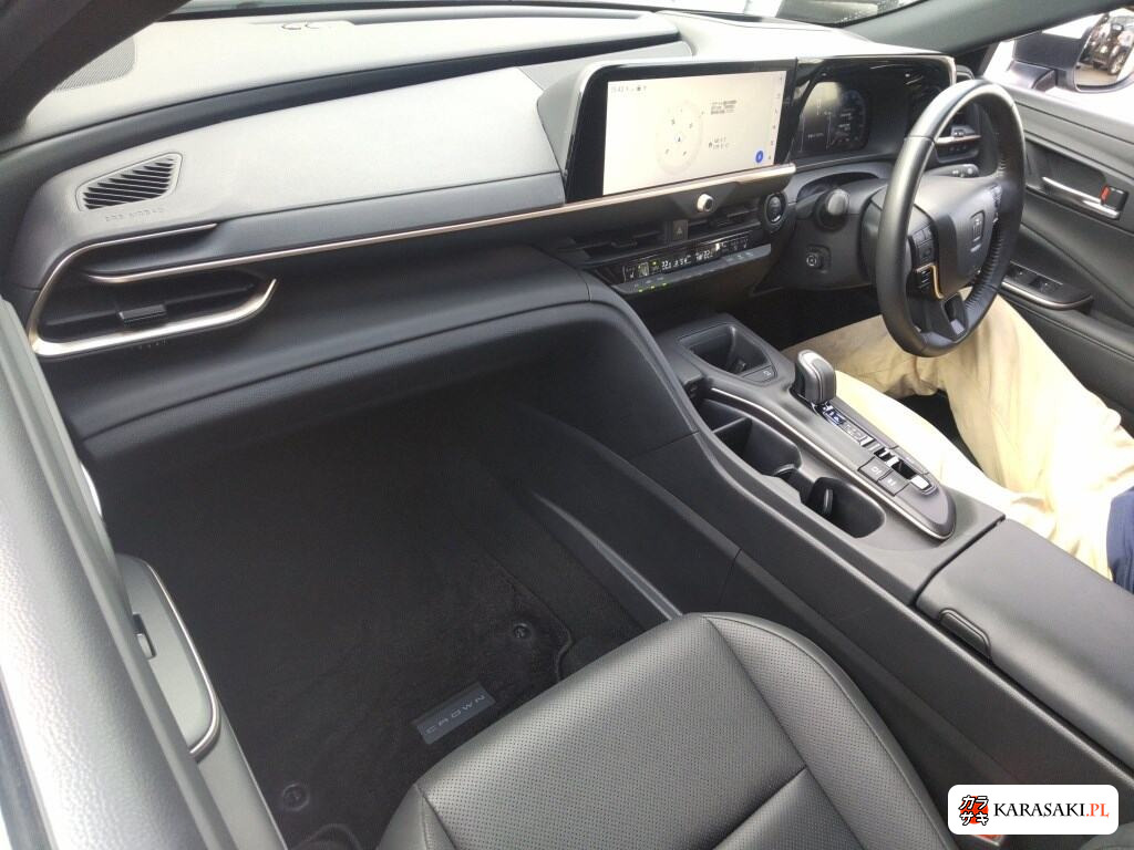 Toyota Crown Crossover 2022 z aukcji japońskiej