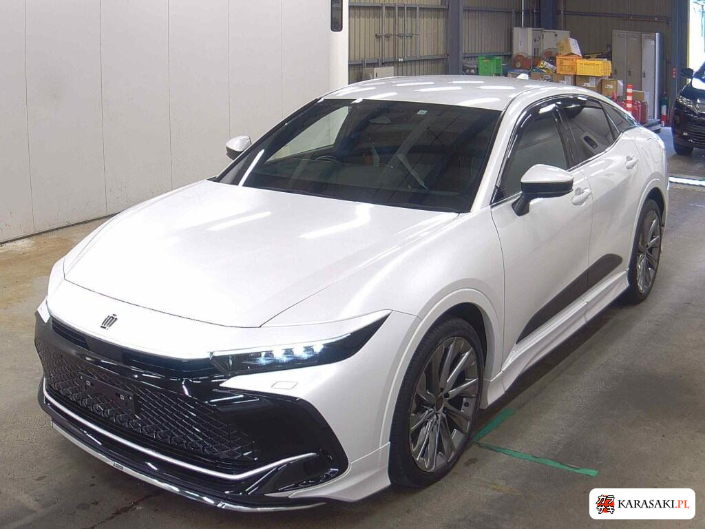 Toyota Crown Crossover 2022 z aukcji japońskiej