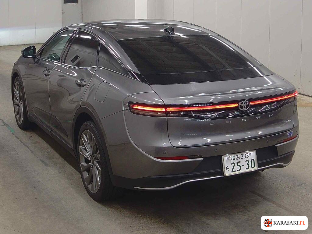 Toyota Crown Crossover 2024 z aukcji japońskiej