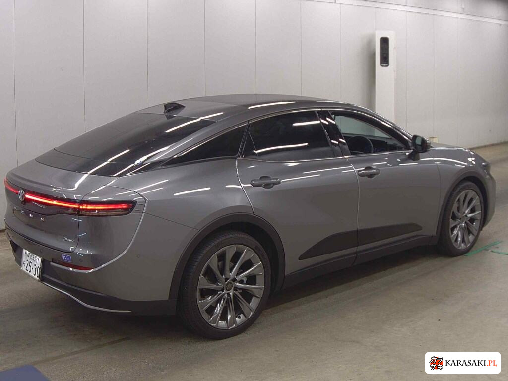 Toyota Crown Crossover 2024 z aukcji japońskiej