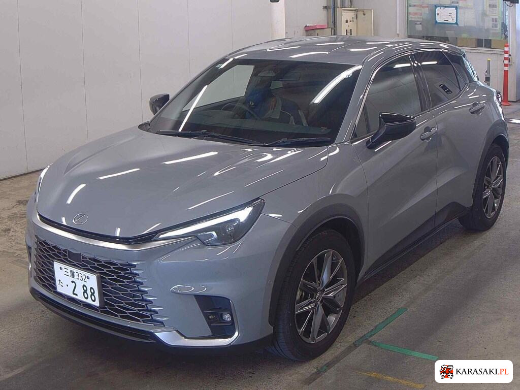 2025 Lexus LBX Elegant 3