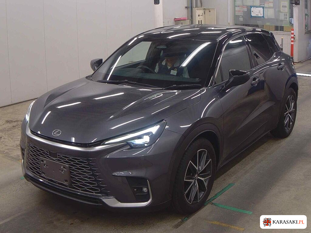 2024 Lexus LBX 4WD Cool 3