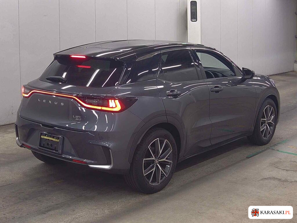 2024 Lexus LBX 4WD Cool 4