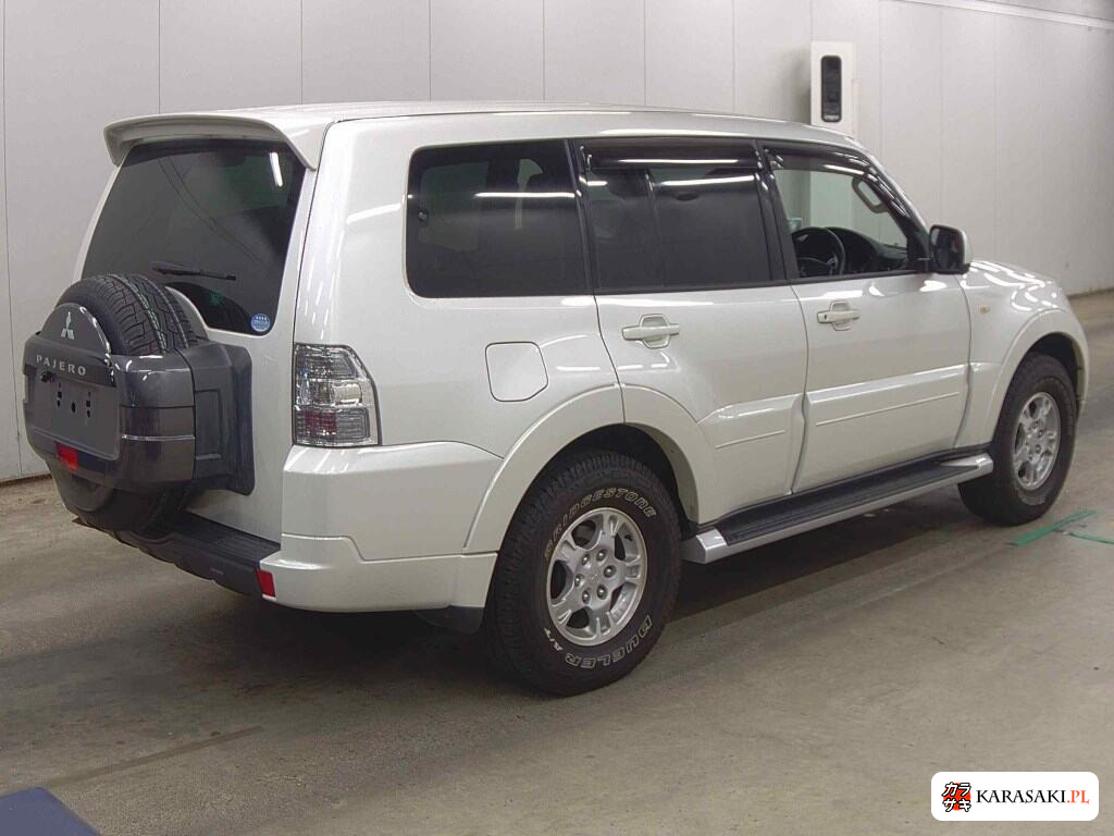 Mitsubishi Pajero 2015 z aukcji japońskiej