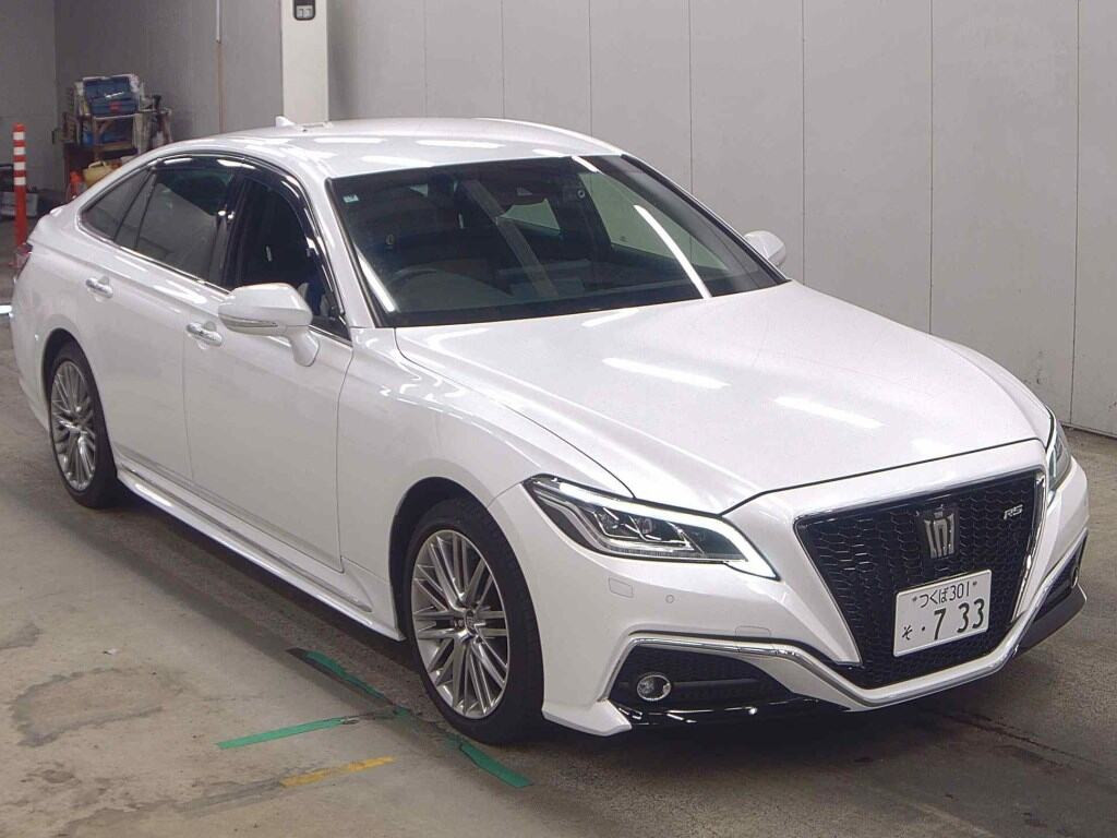 Toyota Crown 2021 z aukcji japońskiej