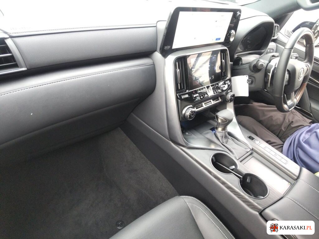 Lexus LX 2025 z aukcji japońskiej