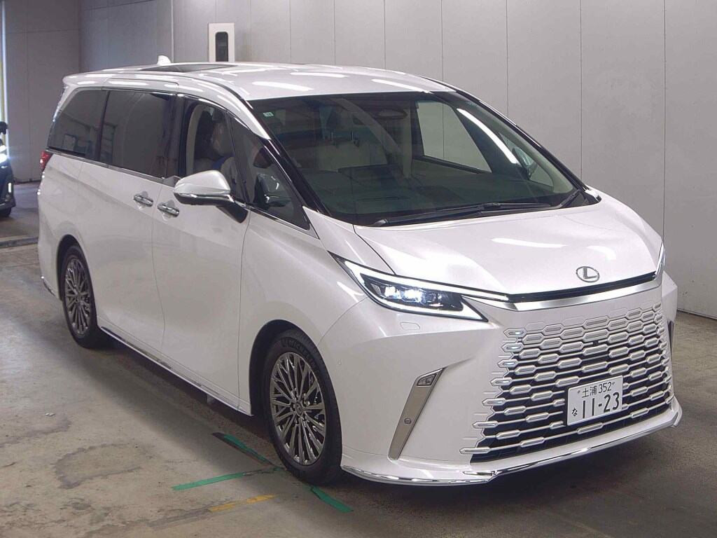 Lexus LM 2026 z aukcji japońskiej