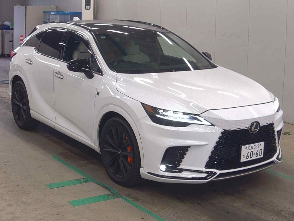 Lexus RX 2025 z aukcji japońskiej