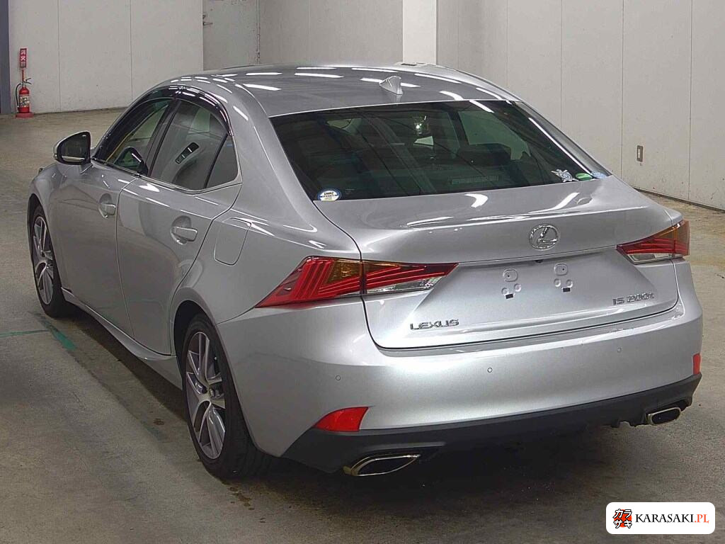2017 Lexus Is 4D IS200T Version L 2