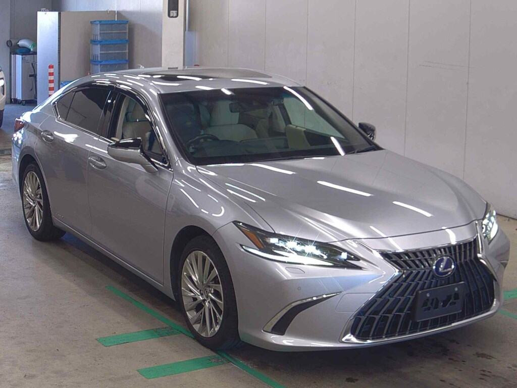 Lexus Es 2021 z aukcji japońskiej