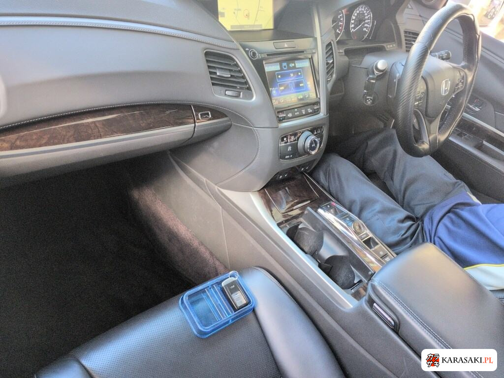 Honda Legend 2017 z aukcji japońskiej