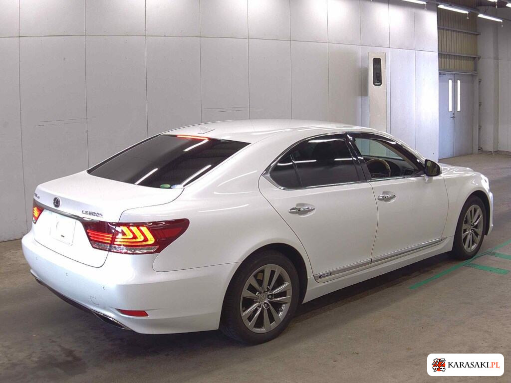 2013 Lexus LS 4WD LS600H Version C I Package 4