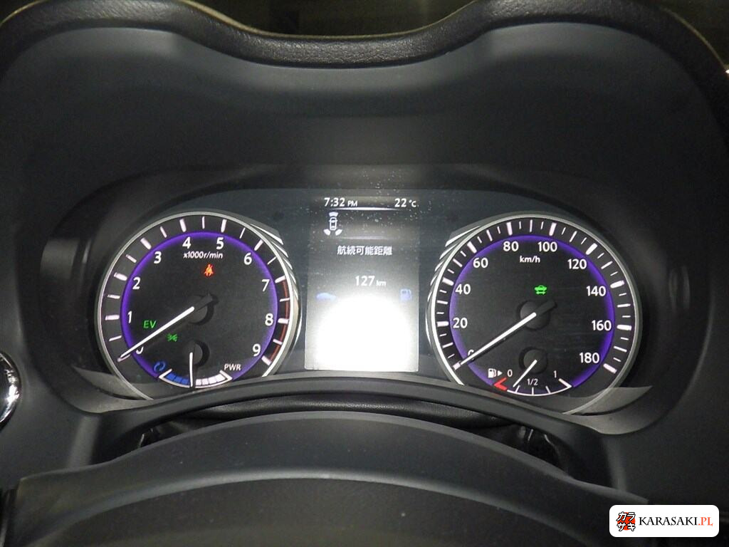 2014 Nissan Skyline 4D 350GT Hybrid Type P 6