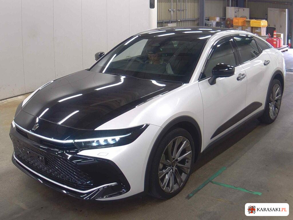 Toyota Crown Crossover 2023 z aukcji japońskiej