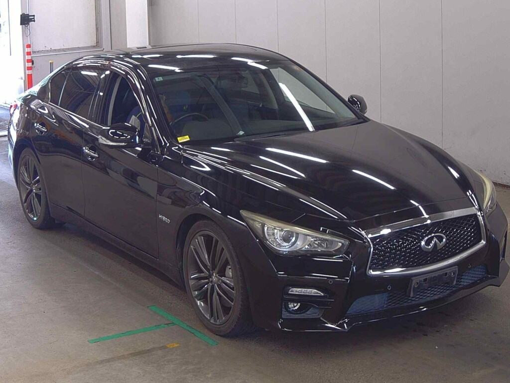 Nissan Skyline 2014 z aukcji japońskiej
