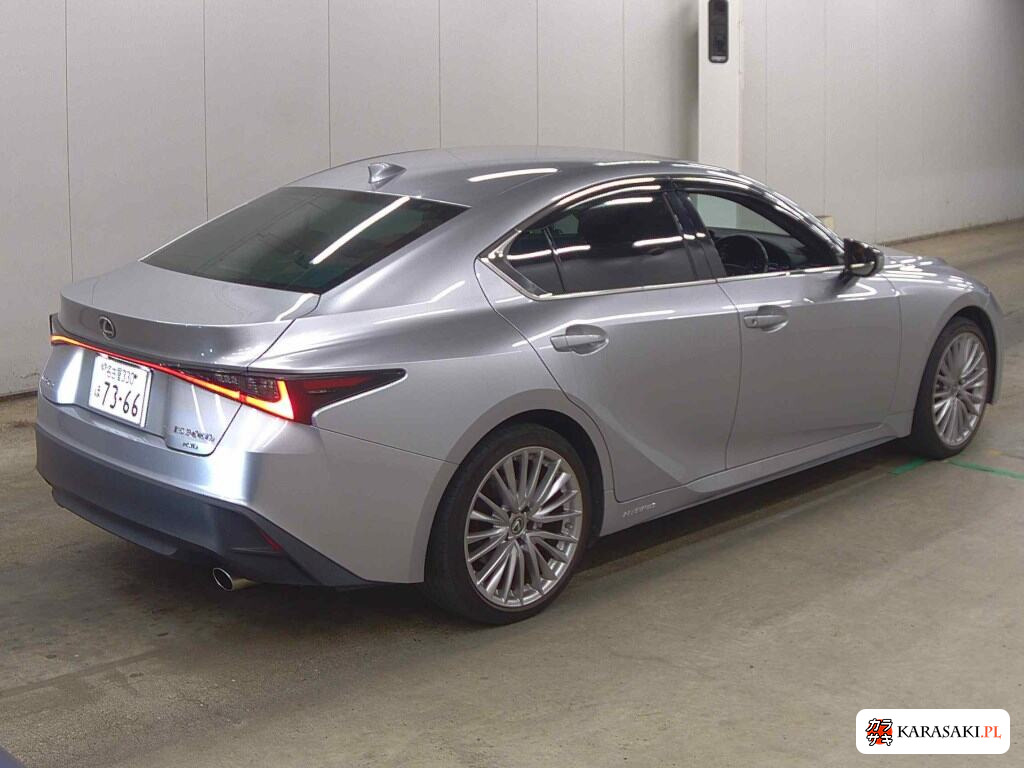 2022 Lexus Is 4D 4WD IS300H Version L 4