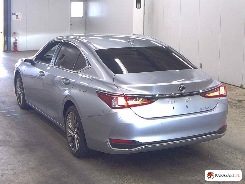 Lexus Es 2023 z aukcji japońskiej