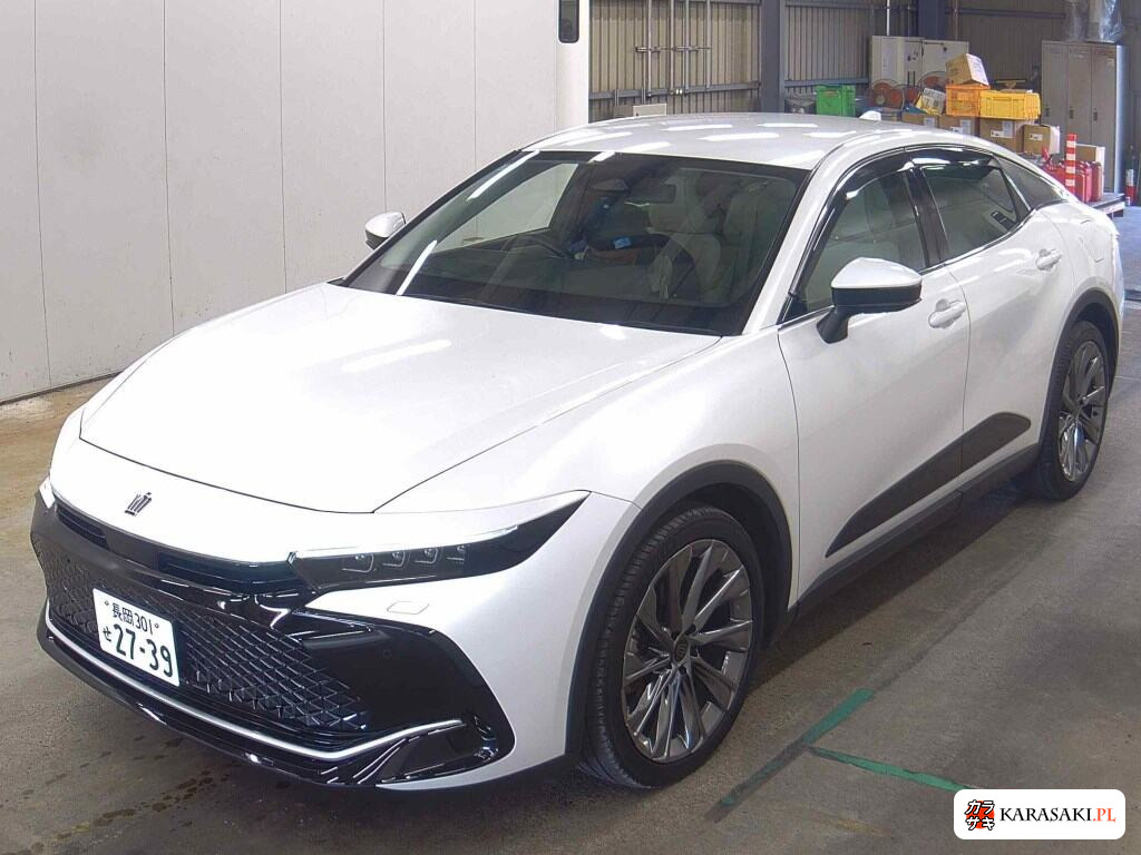 Toyota Crown Crossover 2023 z aukcji japońskiej