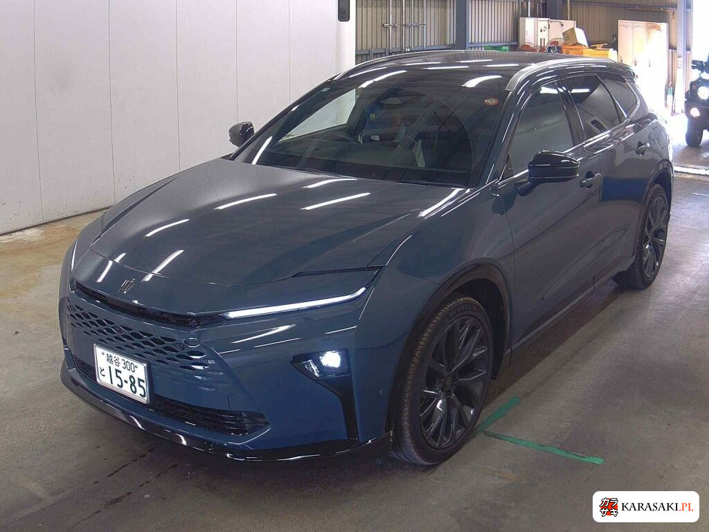 Toyota Crown Estate 2025 z aukcji japońskiej