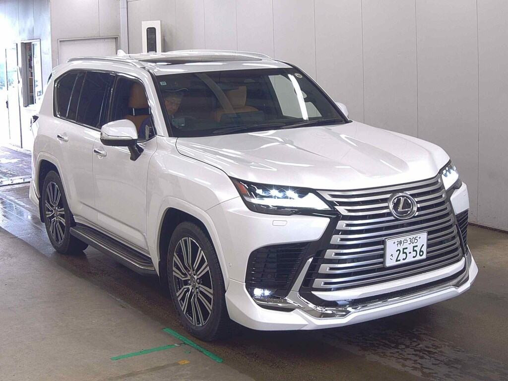 Lexus LX 2025 z aukcji japońskiej