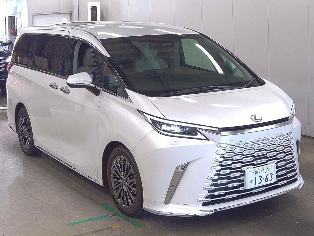 Lexus LM 2024 from a Japanese auction