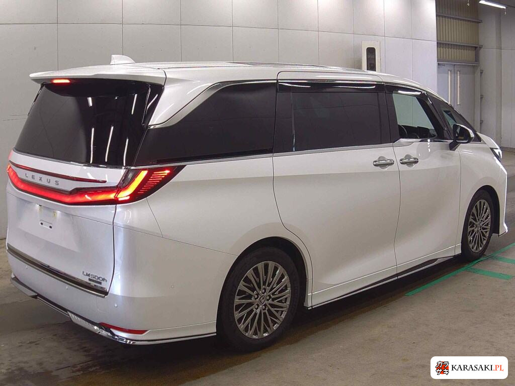 2025 Lexus LM 4WD LM500H Executive 4