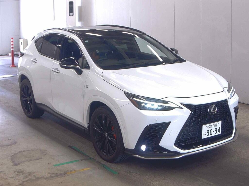 Lexus NX 2024 z aukcji japońskiej