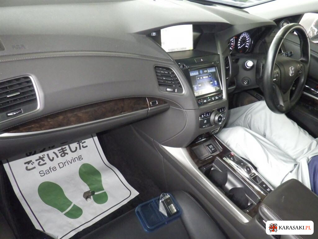 Honda Legend 2015 z aukcji japońskiej