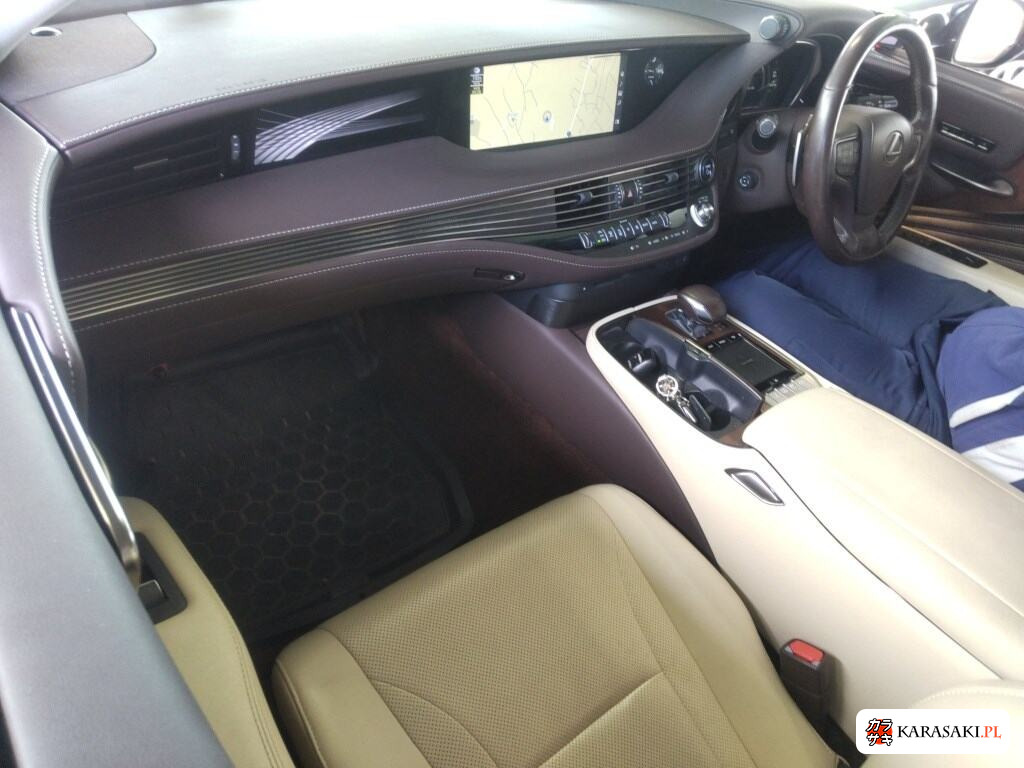 2017 Lexus LS 4WD 5