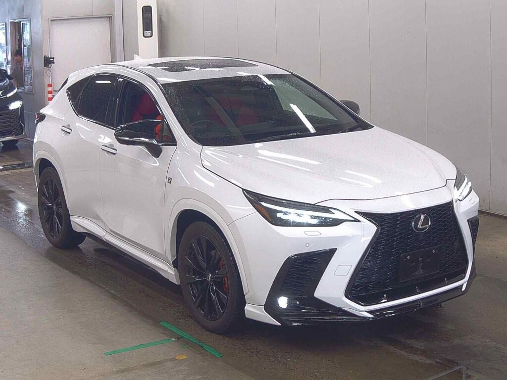 Lexus NX 2023 z aukcji japońskiej
