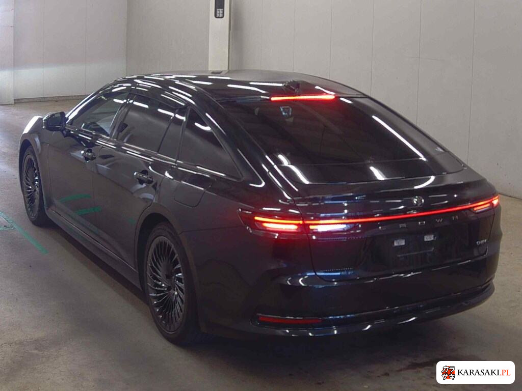 Toyota Crown 2024 z aukcji japońskiej