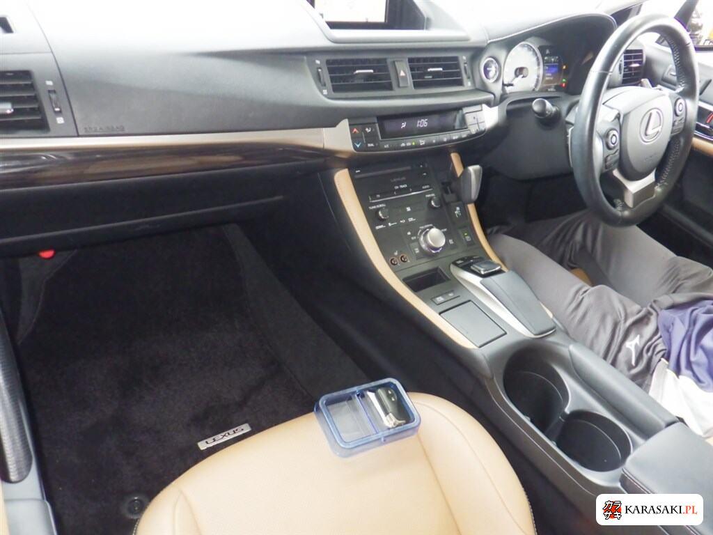 Lexus CT 2017 z aukcji japońskiej